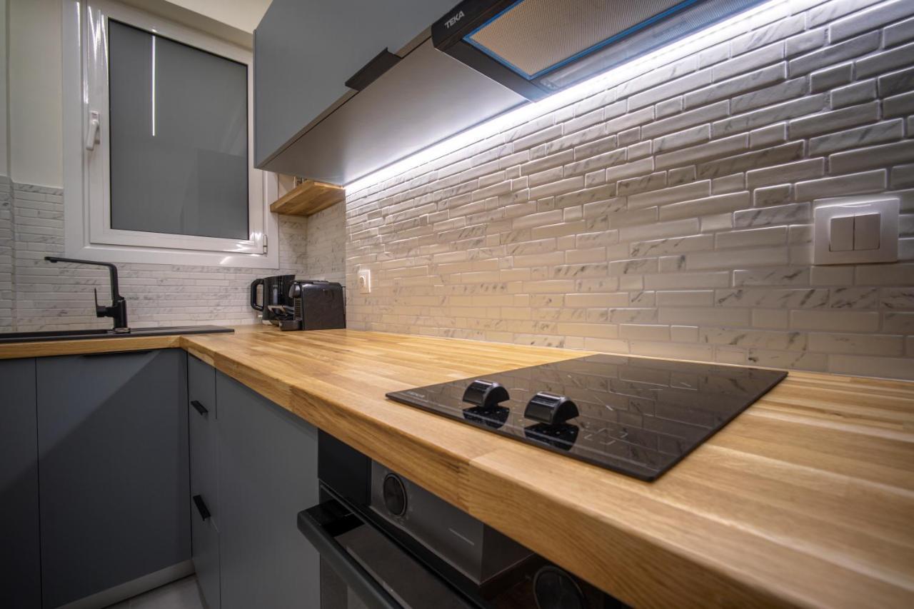 "Stay In Art" Kolonaki Luxury Apartment เอเธนส์ ภายนอก รูปภาพ