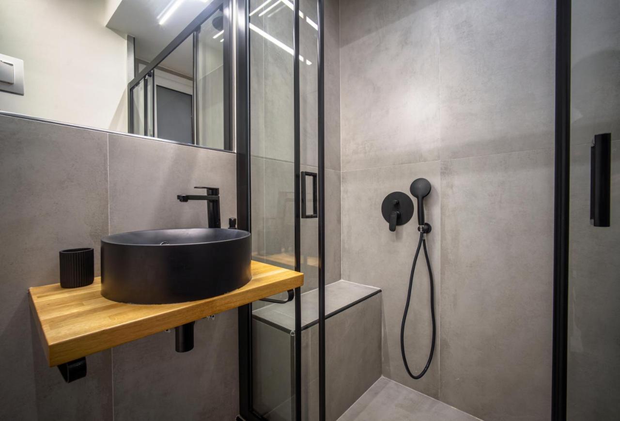 "Stay In Art" Kolonaki Luxury Apartment เอเธนส์ ภายนอก รูปภาพ