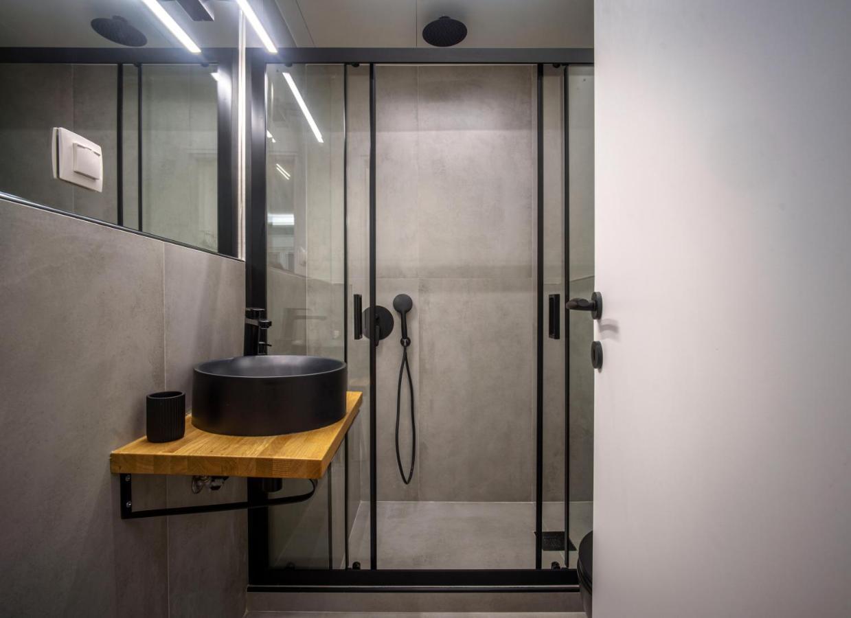 "Stay In Art" Kolonaki Luxury Apartment เอเธนส์ ภายนอก รูปภาพ